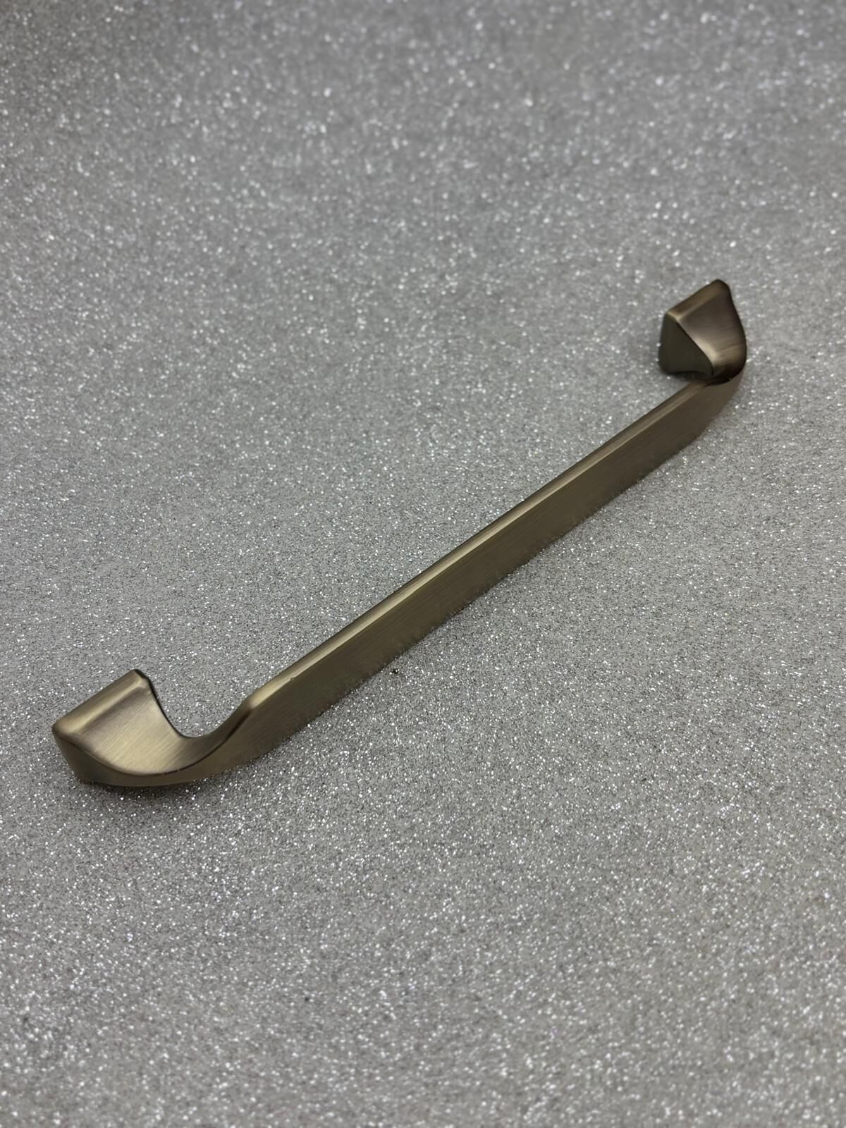 MAKS 1416 160 mm DOLAP KULPU MAT ANTİK SARI