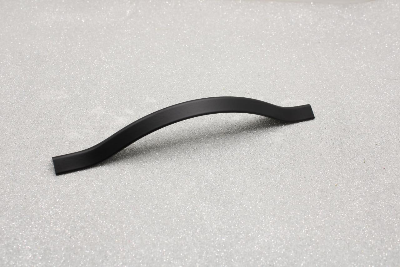KALIN PİRAMİT AKASYA MOBİLYA KULP 224 MM SİYAH