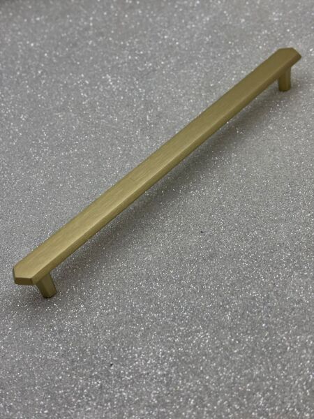 IRONNI ALORA 160 mm DOLAP KULPU MAT ALTIN