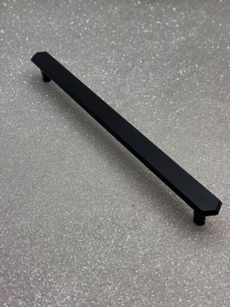 IRONNI ALORA 160 mm DOLAP KULPU SİYAH