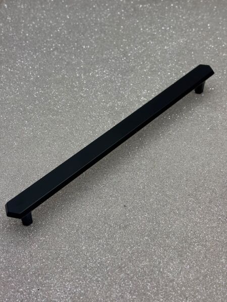 IRONNI ALORA 160 mm DOLAP KULPU SİYAH