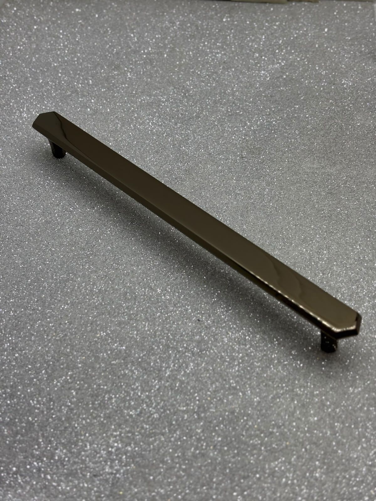 IRONNI ALORA 160 mm DOLAP KULPU BRONZ