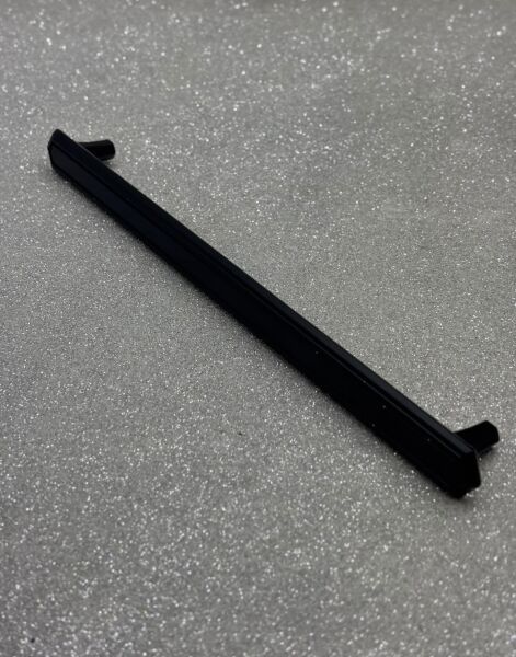 IRONNI BRONTE 160 mm DOLAP KULPU SİYAH