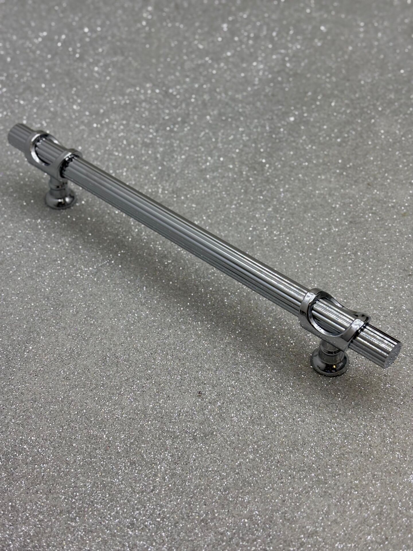 METAX ARSİN ÇİZGİLİ 160 mm DOLAP KULPU KROM