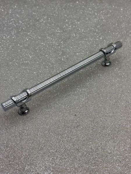 METAX ARSİN ÇİZGİLİ 160 mm DOLAP KULPU KROM