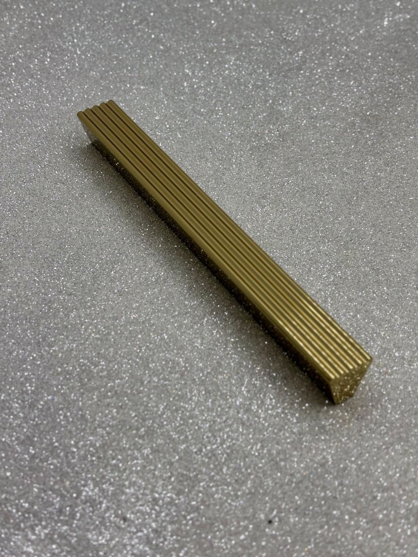 IRONNI CORDOVA 160mm DOLAP KULPU  ALTIN