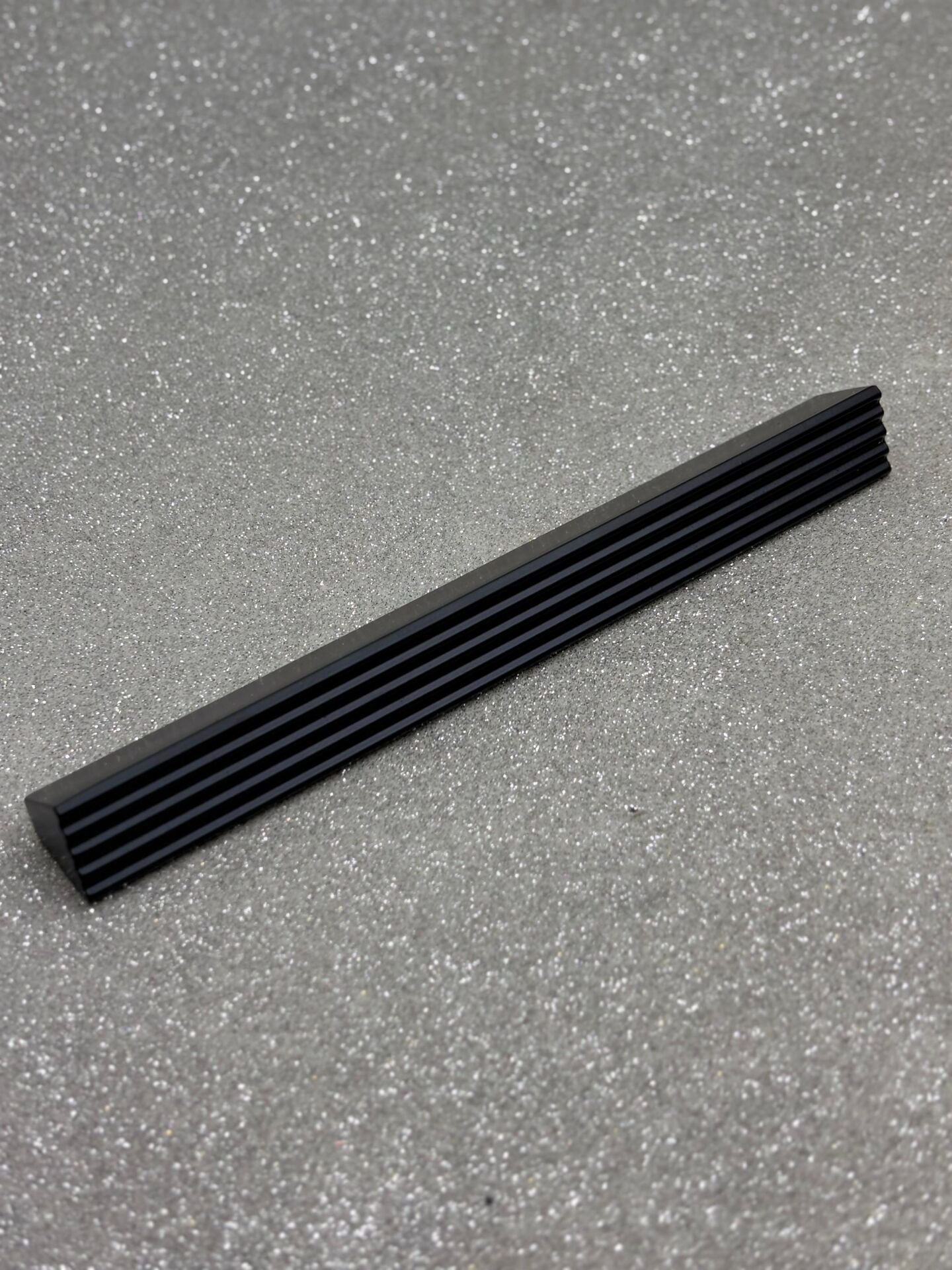 IRONNI CORDOVA 160mm DOLAP KULPU SİYAH