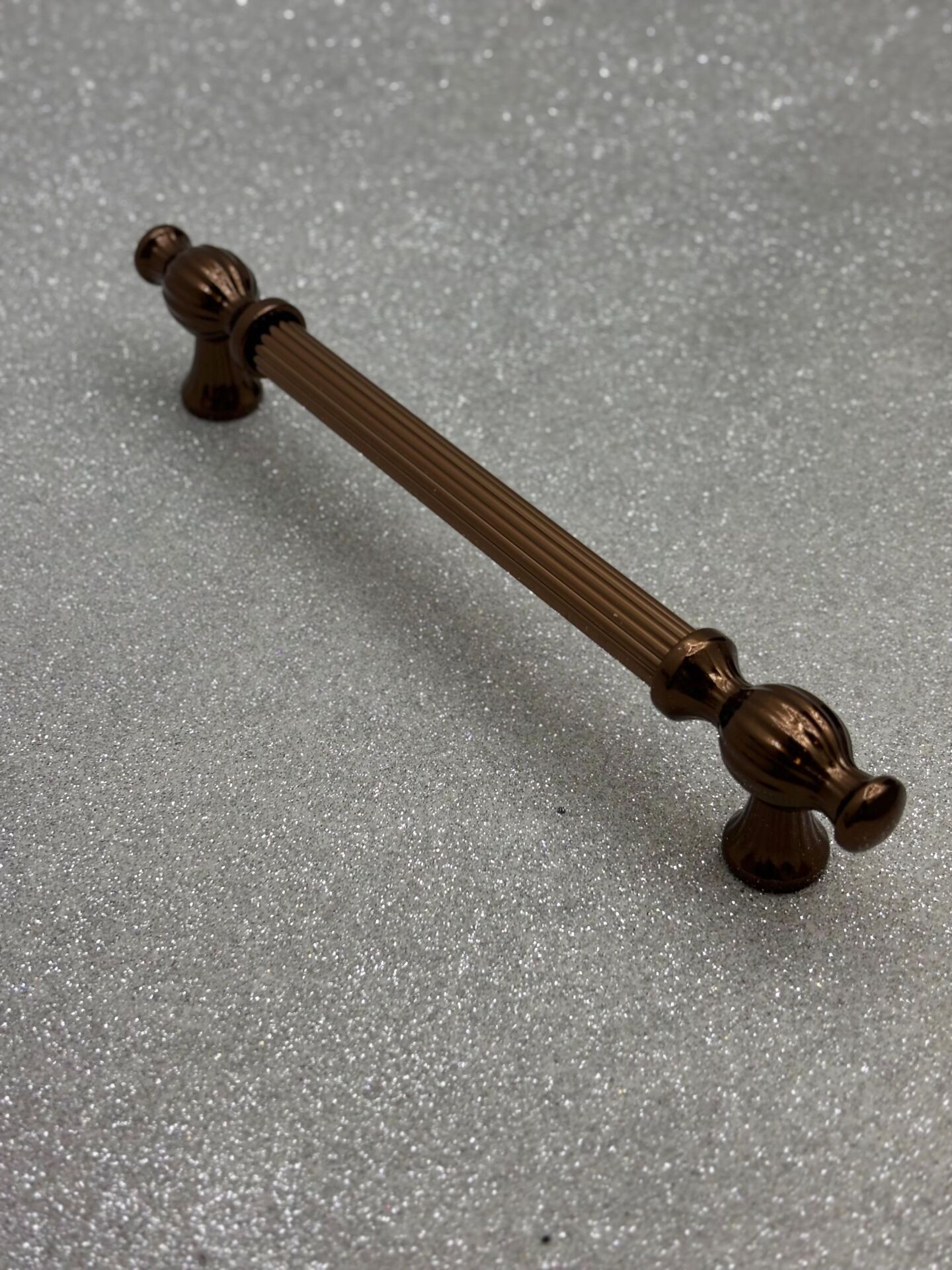 METAX KESİR ÇİZGİLİ 160mm DOLAP KULPU BRONZ