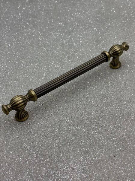 METAX KESİR ÇİZGİLİ 160mm DOLAP KULPU SOFT ANTİK SARI