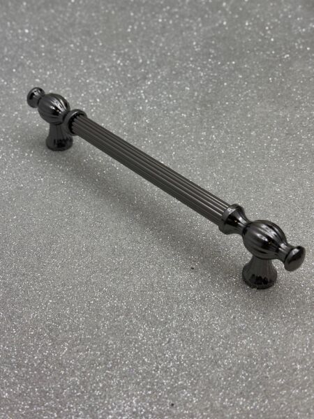METAX KESİR ÇİZGİLİ 160mm DOLAP KULPU SOFT FÜME
