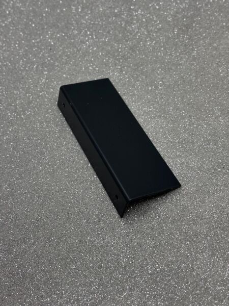 EGESEL ENTEGRE 11 cm DOLAP KULPU SİYAH