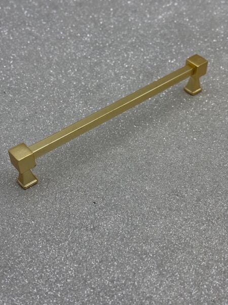 EGESEL BOSA 160MM DOLAP KULPU MAT ALTIN