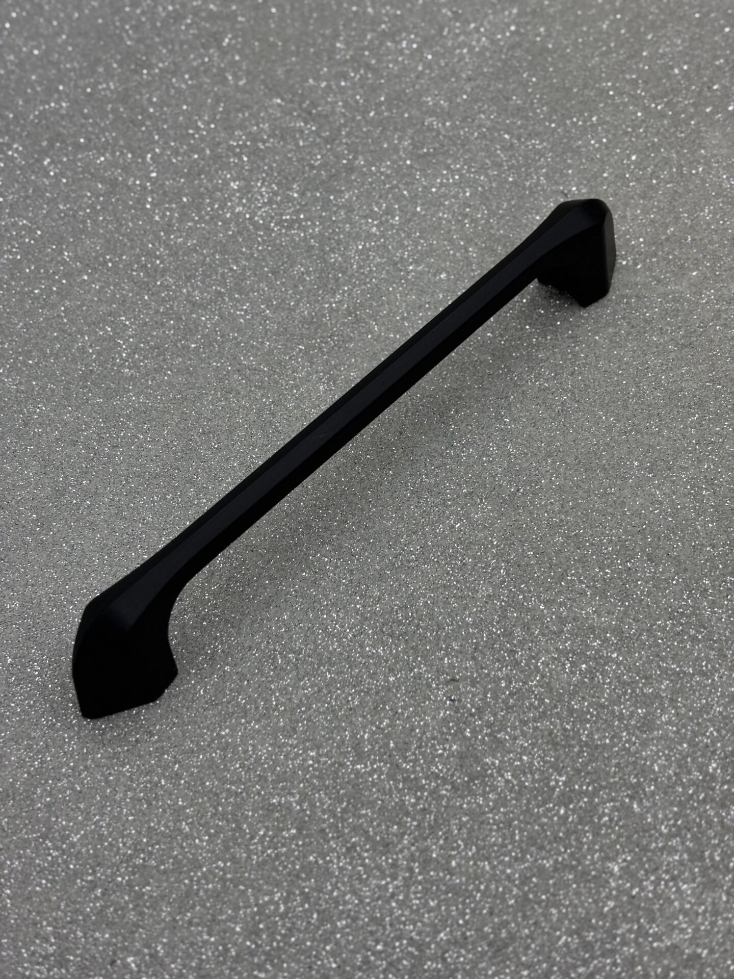 FDS EYLÜL 160MM DOLAP KULPU SİYAH