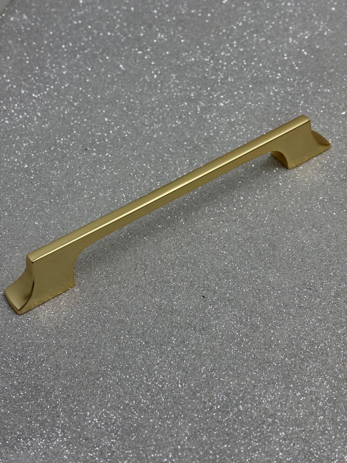 EGESEL YASON 160-190 MM DOLAP KULPU MAT ALTIN