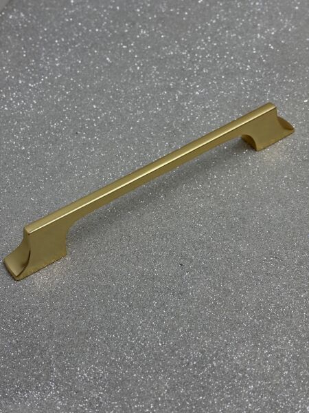 EGESEL YASON 160-190 MM DOLAP KULPU MAT ALTIN