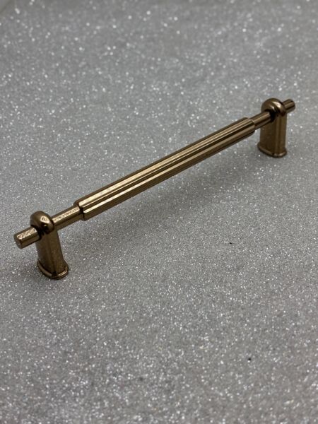 IRONNI LİNE 160mm DOLAP KULPU BRONZ