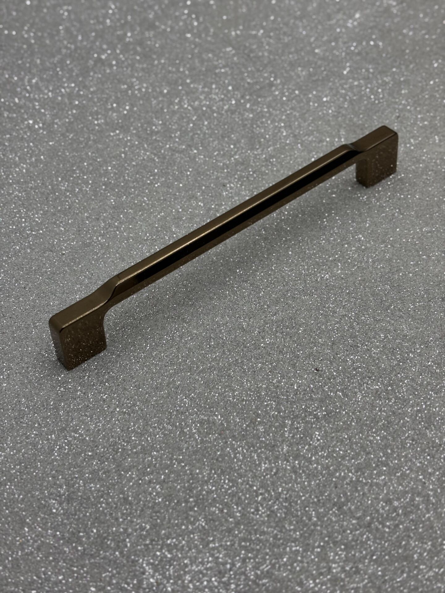 VİEN MARKA 160mm DOLAP KULPU BRONZ