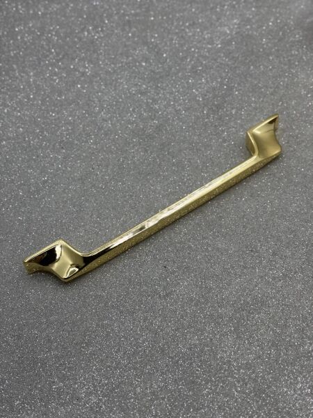 ÖZSAN KALKAN 160mm DOLAP KULPU ALTIN