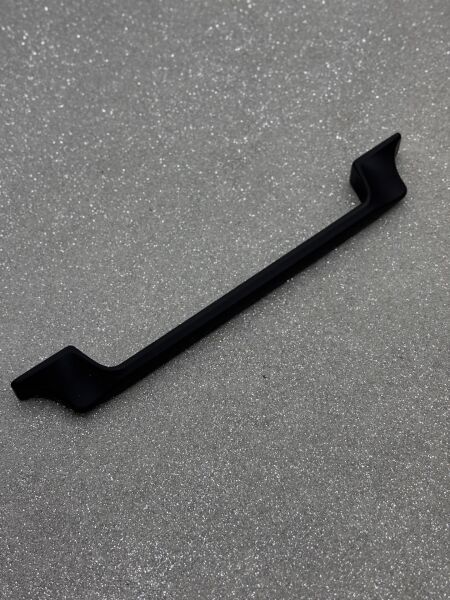 ÖZSAN KALKAN 160mm DOLAP KULPU SİYAH