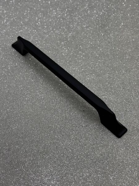 ÖZSAN KALKAN 160mm DOLAP KULPU SİYAH