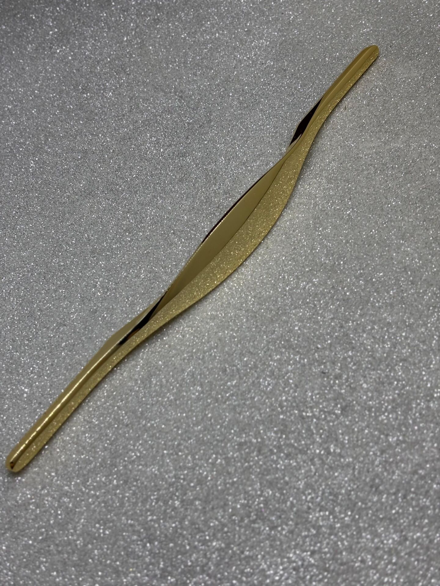 VİEN PASSO 160MM DOLAP KULPU ALTIN