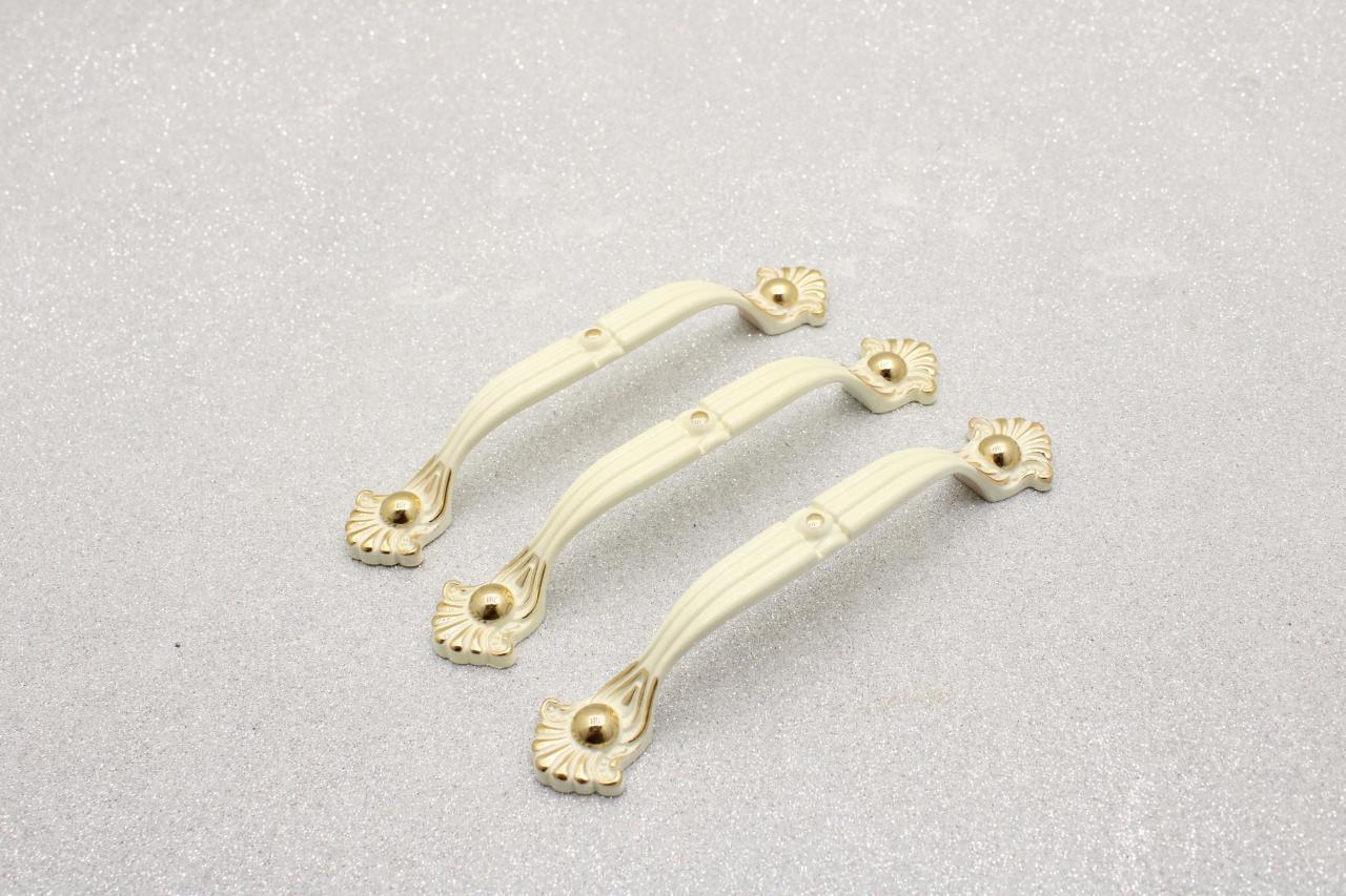 FULYA MOBİLYA KULP 128 MM ALTIN BEYAZ