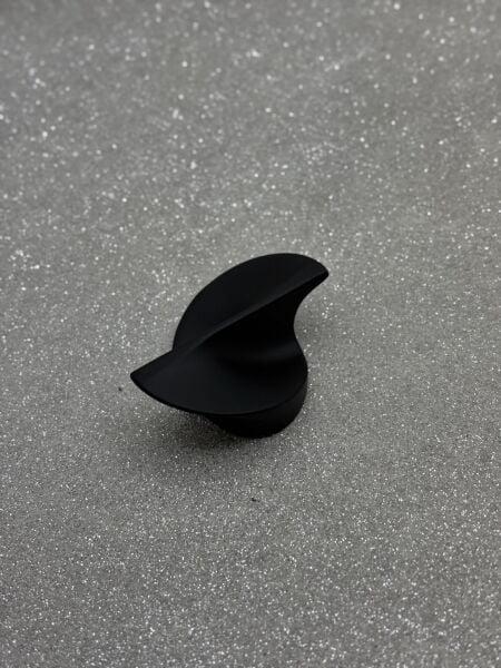 MAKS PERVANE 32MM DÜĞME SİYAH