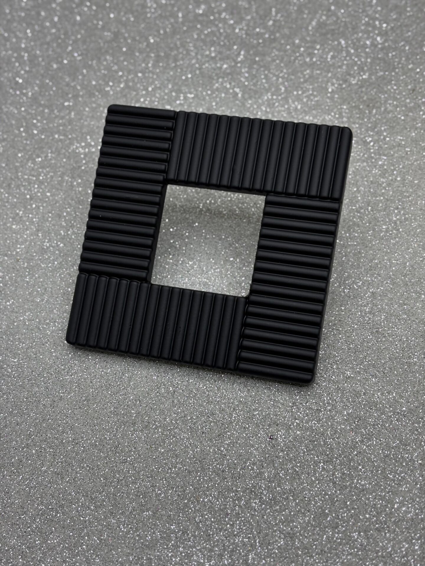 VİEN PİAZZA 32MM DOLAP KULPU MAT SİYAH