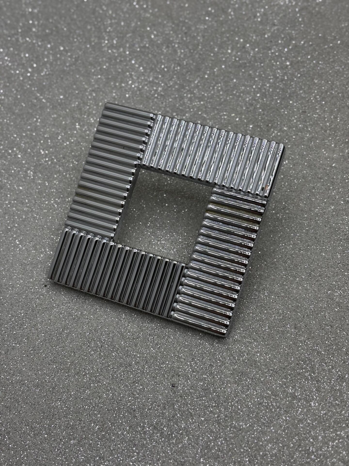 VİEN PİAZZA 32MM DOLAP KULPU KROM