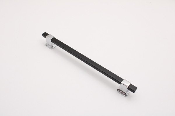 ÖZEN MOBİLYA KULP 136-224 MM KROM-SİYAH