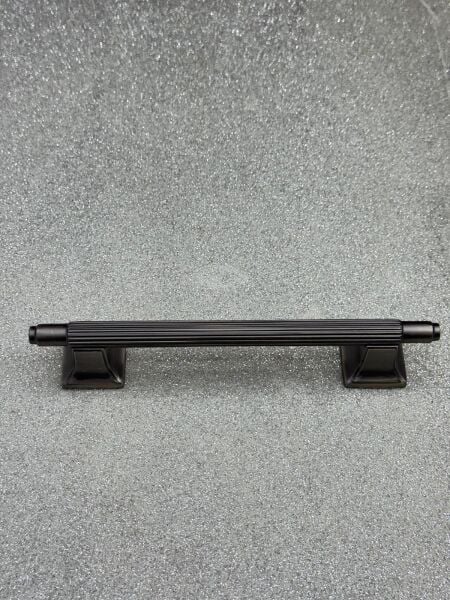 MAKS 1307 128  mm DOLAP KULPU SİYAH
