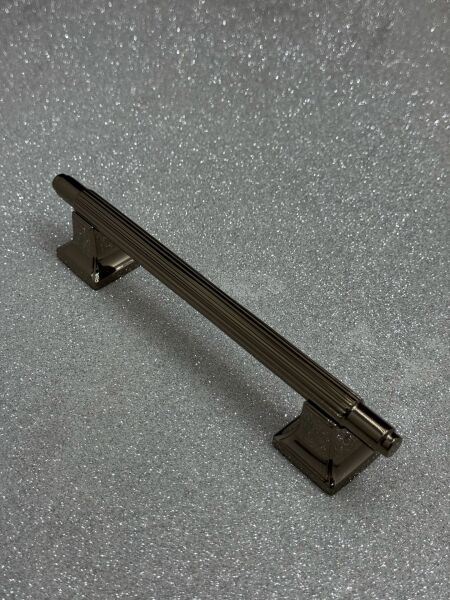 MAKS 1307 128 mm DOLAP KULPU BRONZ