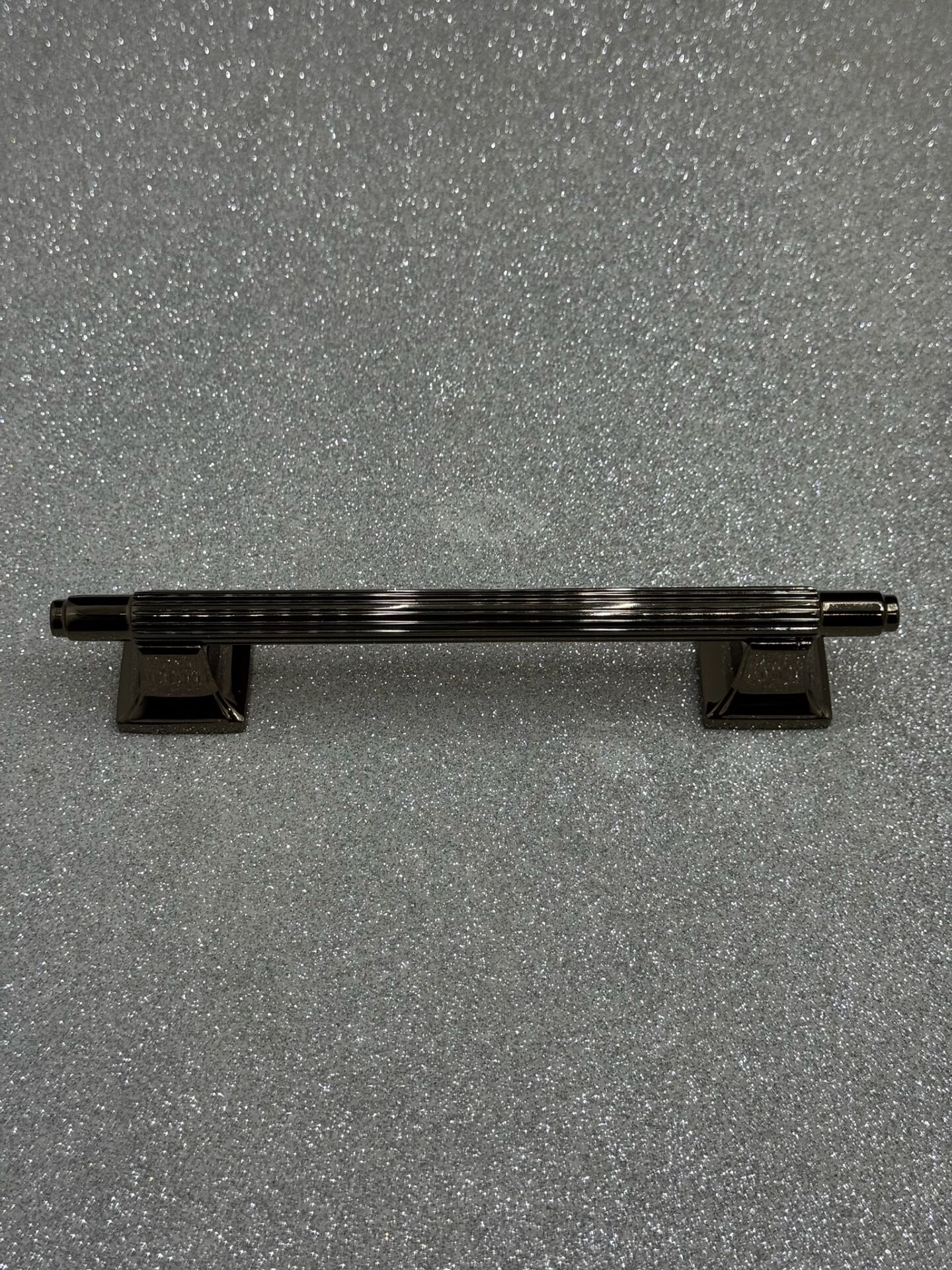 MAKS 1307 128 mm DOLAP KULPU BRONZ